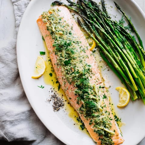 Easy Herb-Crusted Salmon Asparagus